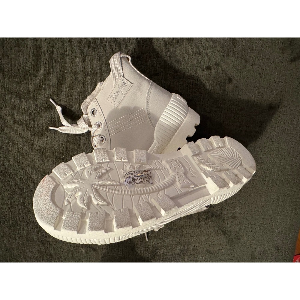 Blowfish Malibu Women Beige High Top Lug Sole Sneakers Side Zip Booties Size 8.5 - Picture 4 of 4